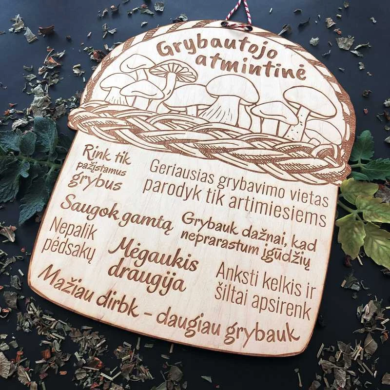 Graviruota medinė lentelė "Grybautojo atmintinė"