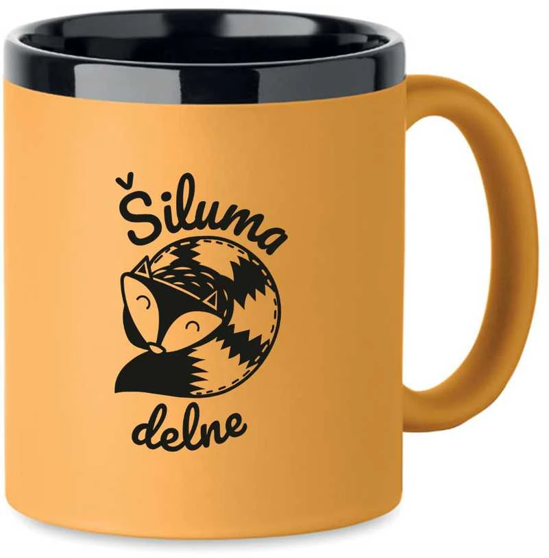 Graviruotas puodelis "Šiluma delne"