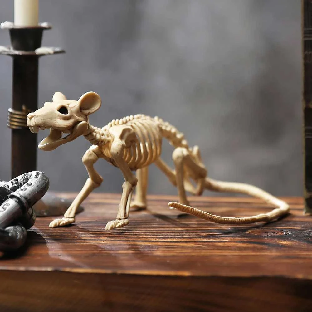 Helovino statulėlė "Žiurkės skeletas"