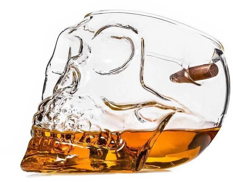 Upominkarnia Kaukolės formos taurė su kulka (340ml)
