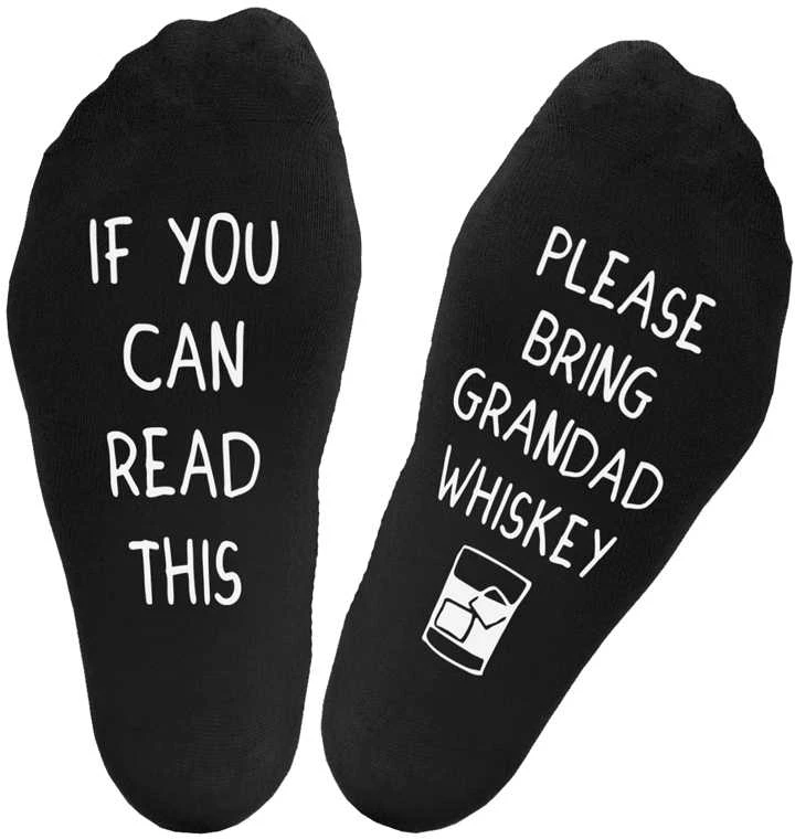 Kojinės su spauda ant padų "If you can read this, please bring me a whiskey"