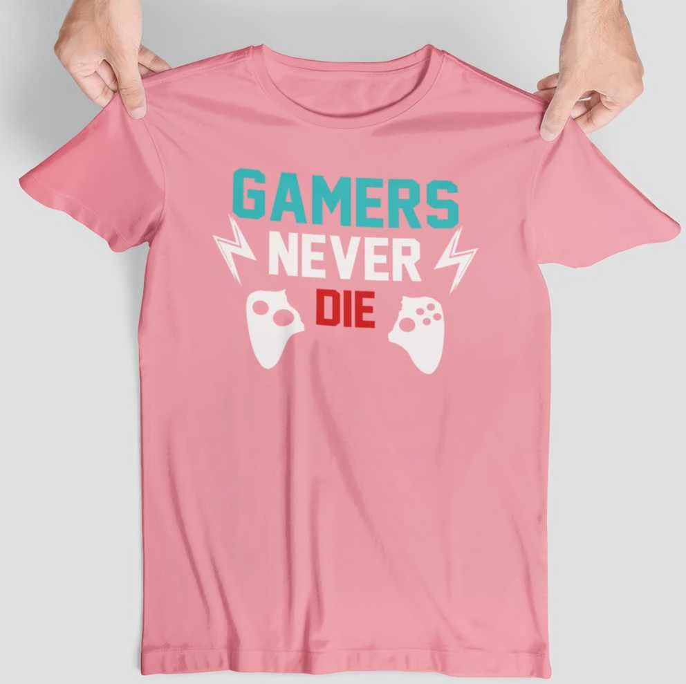 Marškinėliai "Gamers never die"