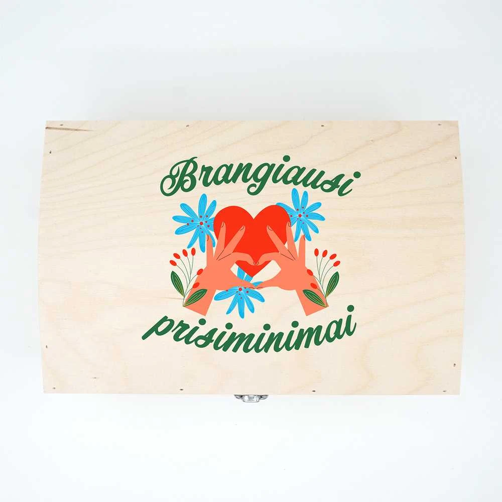Medinė skrynelė "Brangiausi prisiminimai"