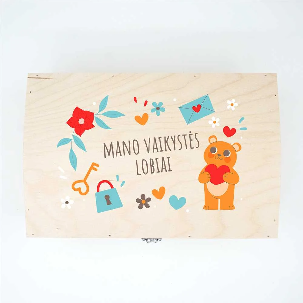 Medinė skrynelė "Mano vaikystės lobiai"