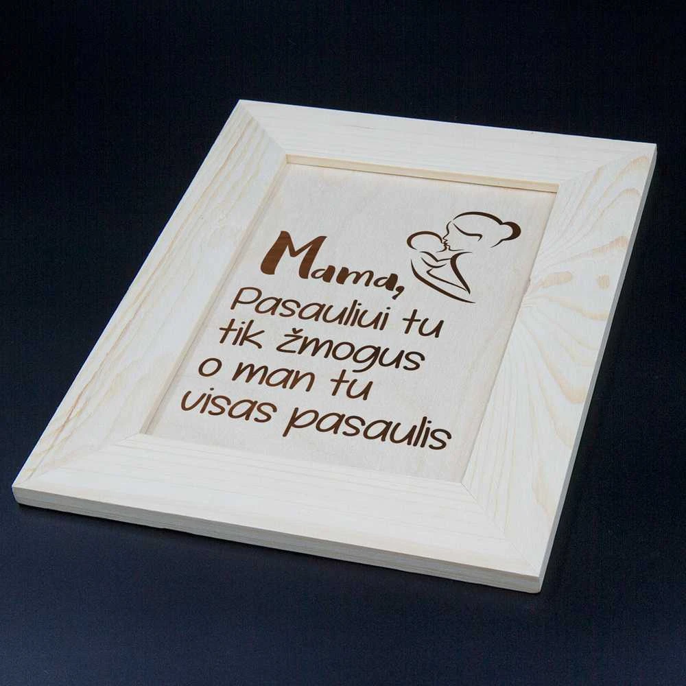 Medinis graviruotas rėmelis "Mama"