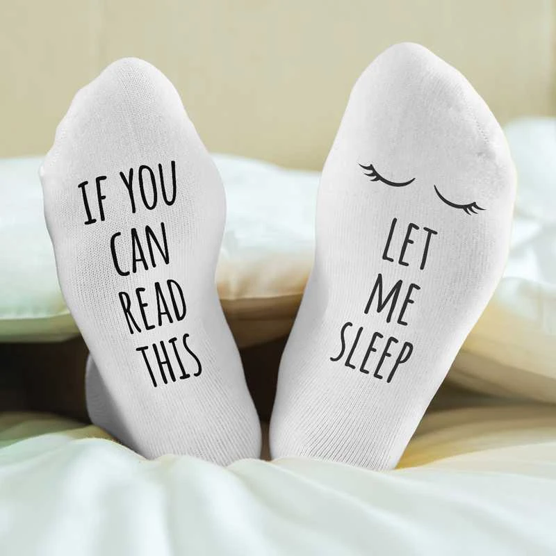 Moteriškos kojinės su spauda ant padų "Let me sleep"