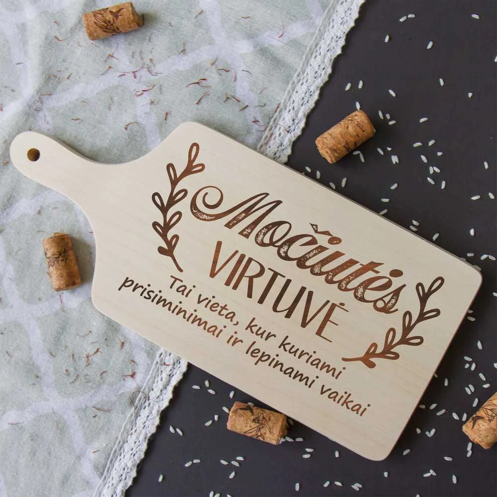 Pjaustymo lentelė su rankena "Močiutės virtuvė" (35cm)