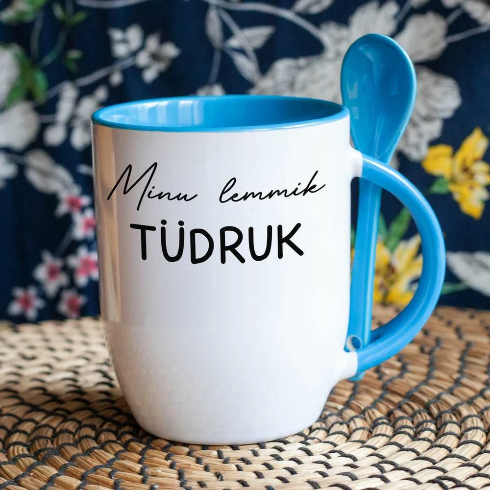 Puodelis su šaukšteliu "Mylimiausia mergina"