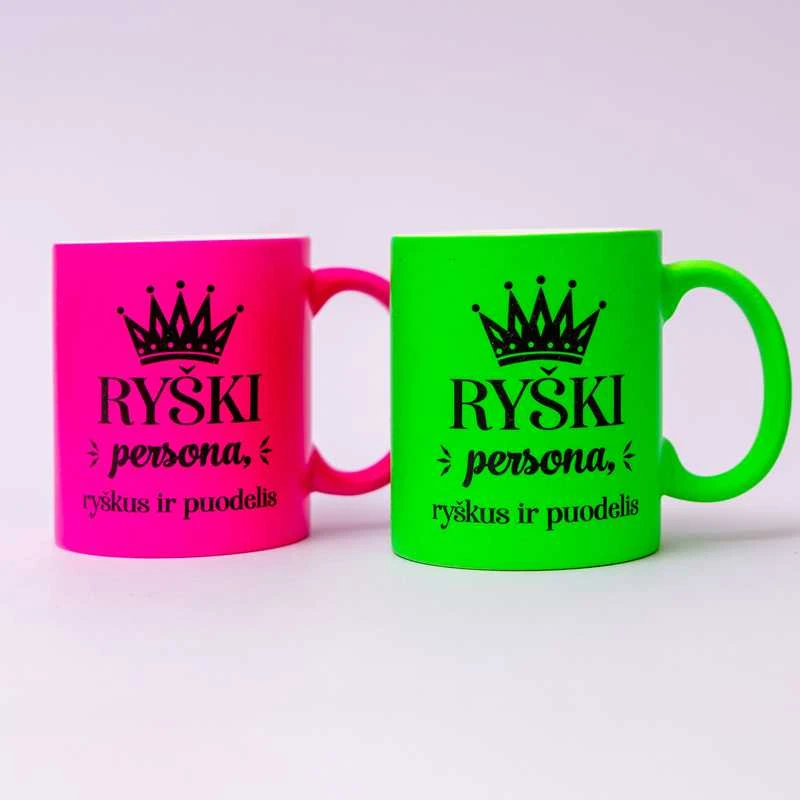 Puodelių rinkinys "Ryški persona"