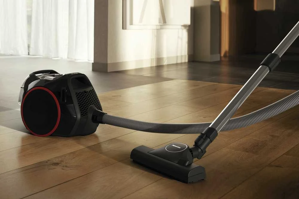 Miele Boost CX1 PowerLine juodas cikloninis dulkių siurblys
