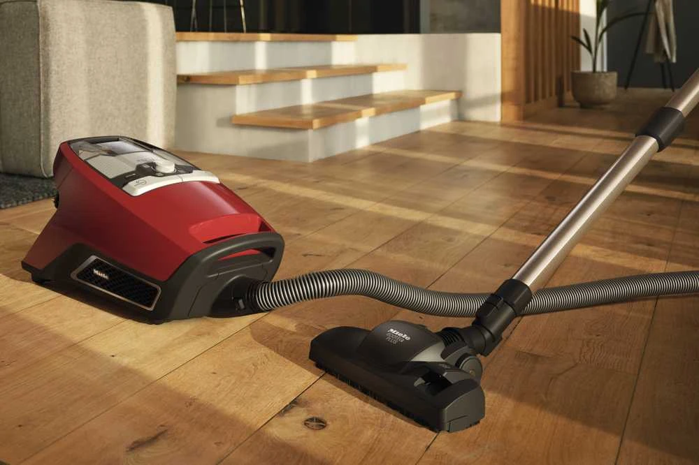 Dulkių siurblys Miele Blizzard CX1, Raudonas