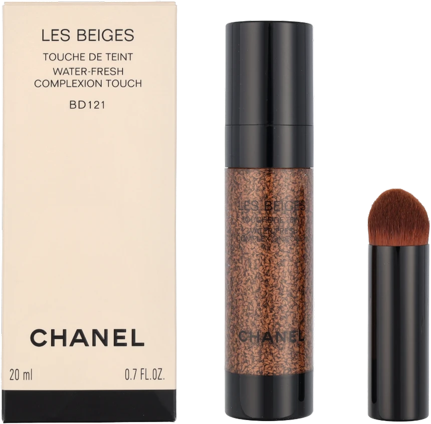 Chanel Les Beiges Vanduo-Fresh Complexion Touch spindesio suteikianti priemonė Bd121