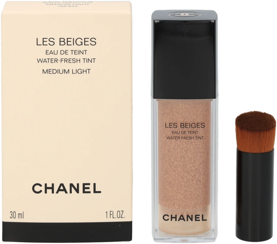 Chanel Les Beiges Vanduo-Fresh Tint lengva skysta pudra, atspalvis: Medium Light, 30 ml