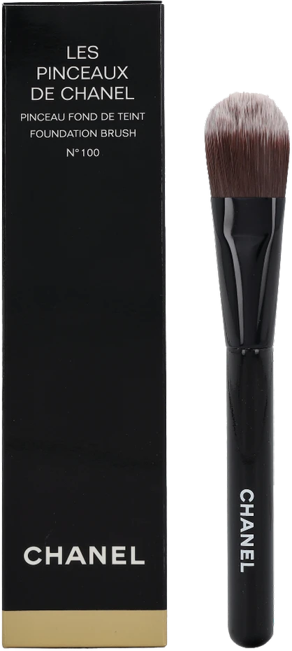 Chanel Les Pinceaux Foundation , 1 piece