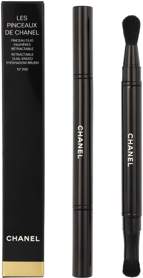 „Chanel Les Pinceaux“ ištraukiami dviejų galų akių šešėliai