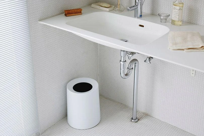 Japoniška šiukšlių dėžė Ideaco Tubelor Homme, 11.4L, šviesiai pilka (matinė)