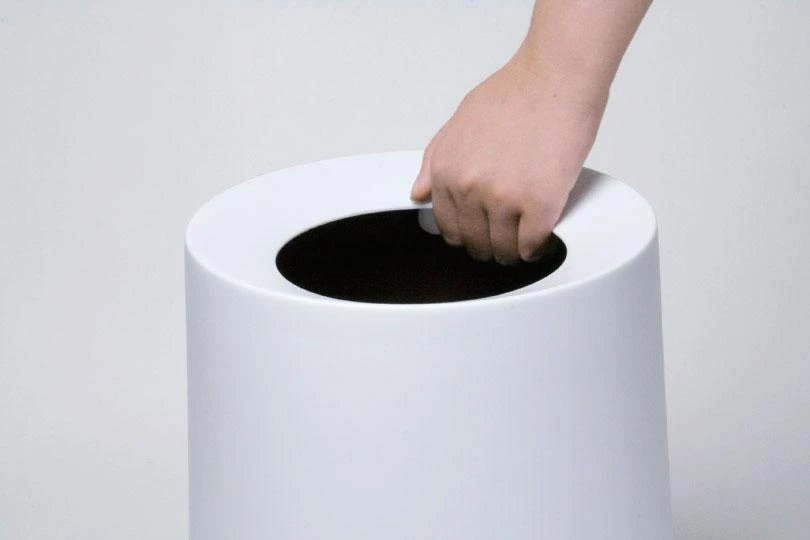 Japoniška šiukšlių dėžė Ideaco Tubelor Homme, 11.4L, šviesiai pilka (matinė)