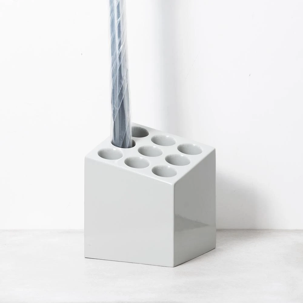 Japoniškas 9-ių lietsargių stovas Ideaco CUBE, baltas