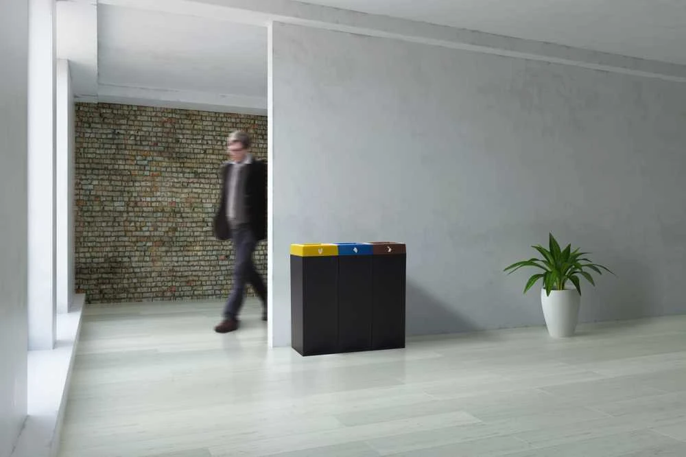 Metalinė šiukšliadėžė, 45 l, balta, geltonu atviru plastikiniu dangteliu