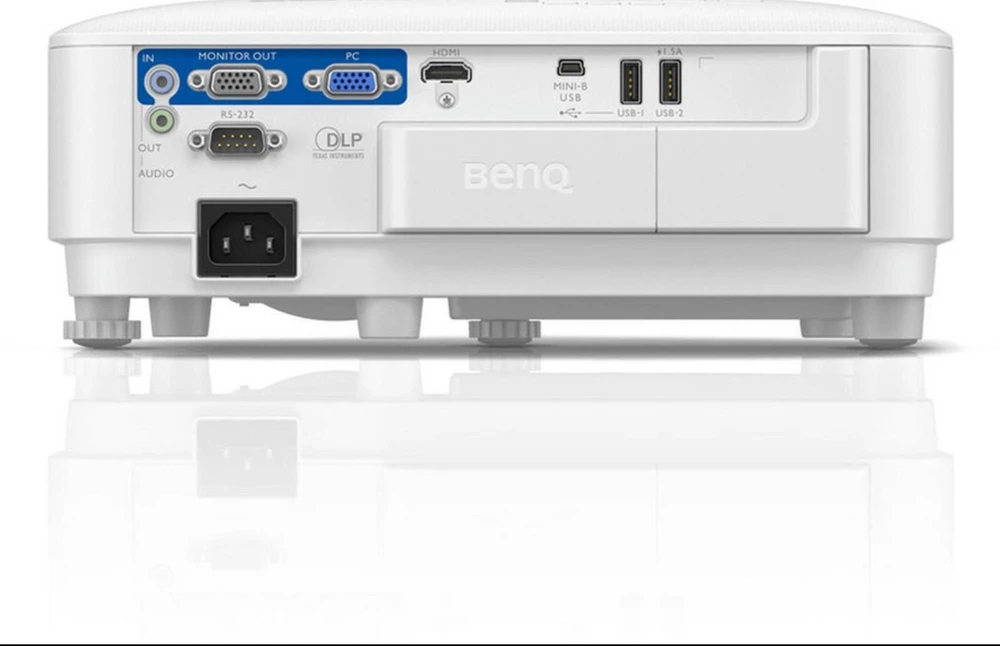 Belaidis išmanusis projektorius su Android Benq EH600 - WXGA / 1920x1080 / 16:9 / 3500Lm / 10000:1 / HDMI / VGA / USB / Baltas