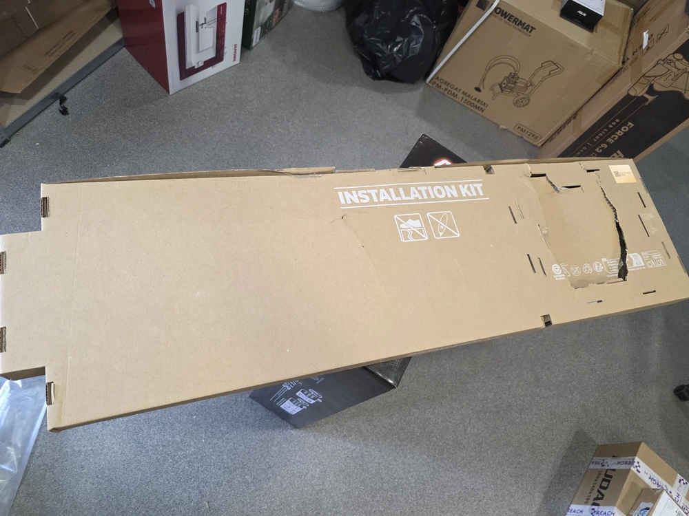Įmontuojamas šaldytuvas Samsung BRB38G705EWW 193cm. (Ekspozicinė prekė)