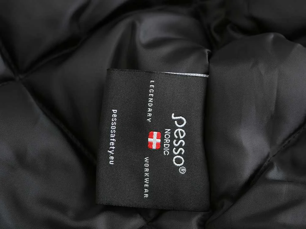 Pašitinta striukė Pesso PEGASUS