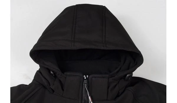 Šilta neperšlampanti Softshell striukė Pesso Otava, juoda