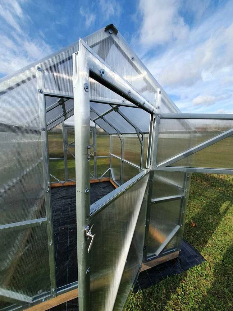 Šlaitinis šiltnamis COMFORT 2x4m su 4mm danga