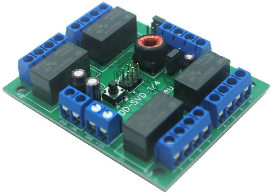 Digitalas DD-SVD 1/4 komutatorius 4 vaizdo monitoriams pajungti prie DD-5100
