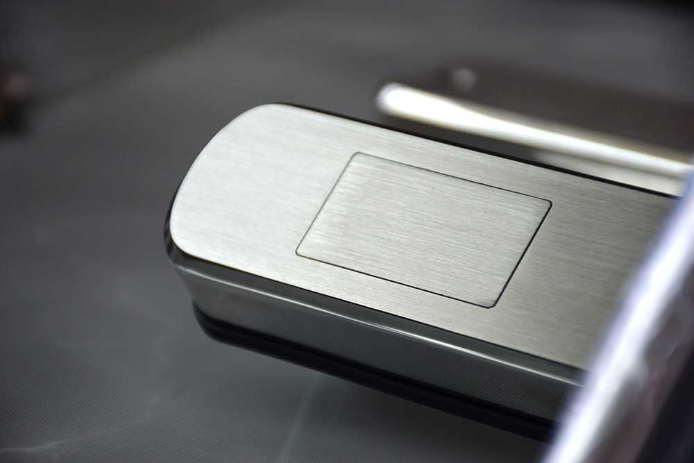 Digitalas Išmani durų spyna DIGI A210 TTLock (sidabrinis) su 6085 užraktu Bluetooth. įvairaus tipo durims