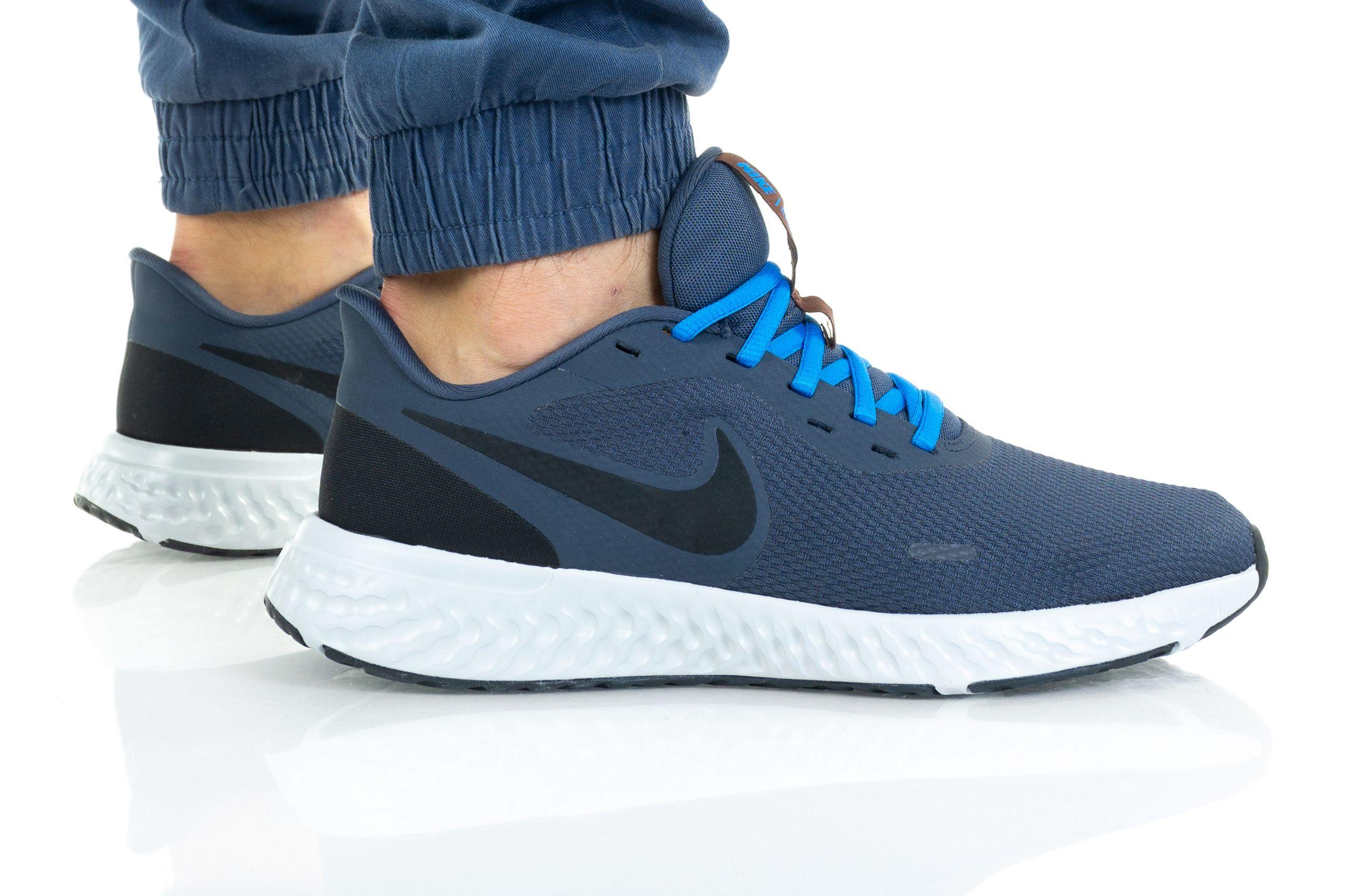 Nike REVOLUTION 5 | Varle.lt