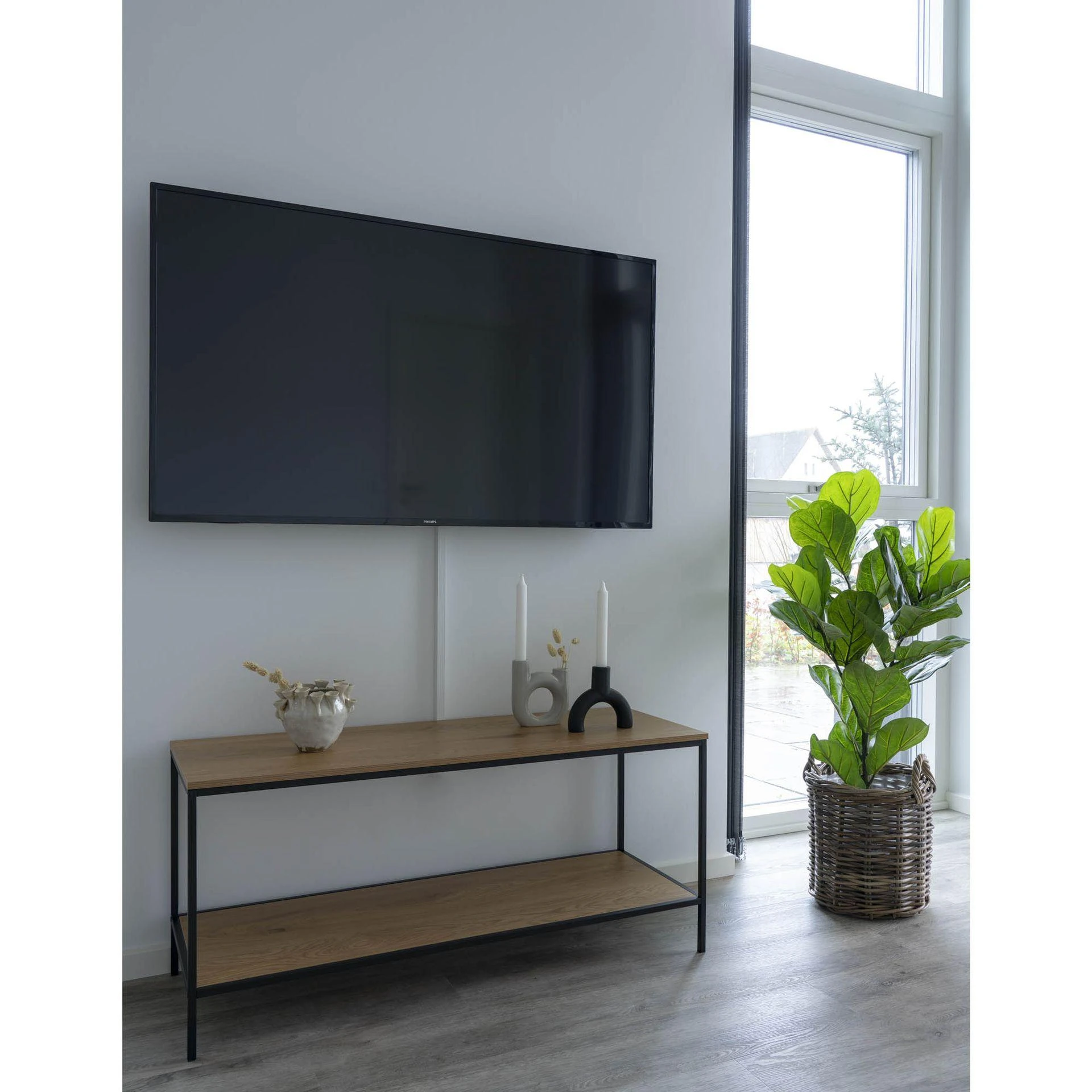 Ąžuolinės spalvos Vita TV staliukas su dviejomis lentynomis