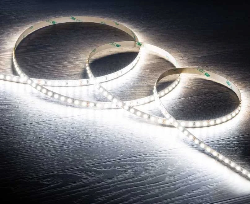 20W LED juosta neutrali balta 24V 120 LED/M 2400lm/M
