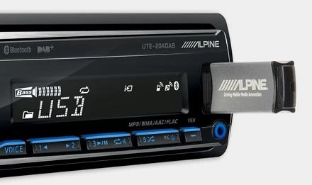 Automagnetola Alpine UTE-204DAB