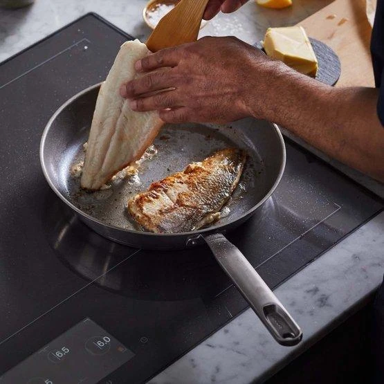 Fiskars All Steel keptuvė 28cm (1064745)