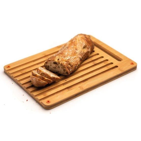 Fiskars Functional Form bambukinė lentelė duonai pjaustyti