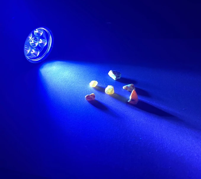 UV žibinto rinkinys gintarų paieškai - AMBER MOON PRO STARTER KIT 42W