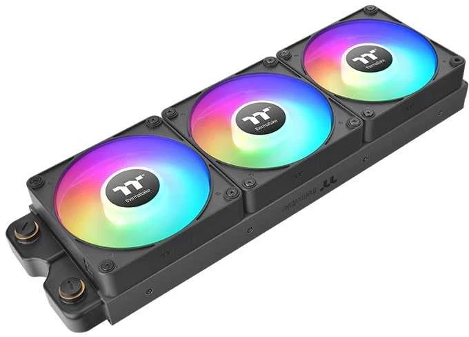 Thermaltake CT120 EX ventiliatoriai sujungti į vieną bloką