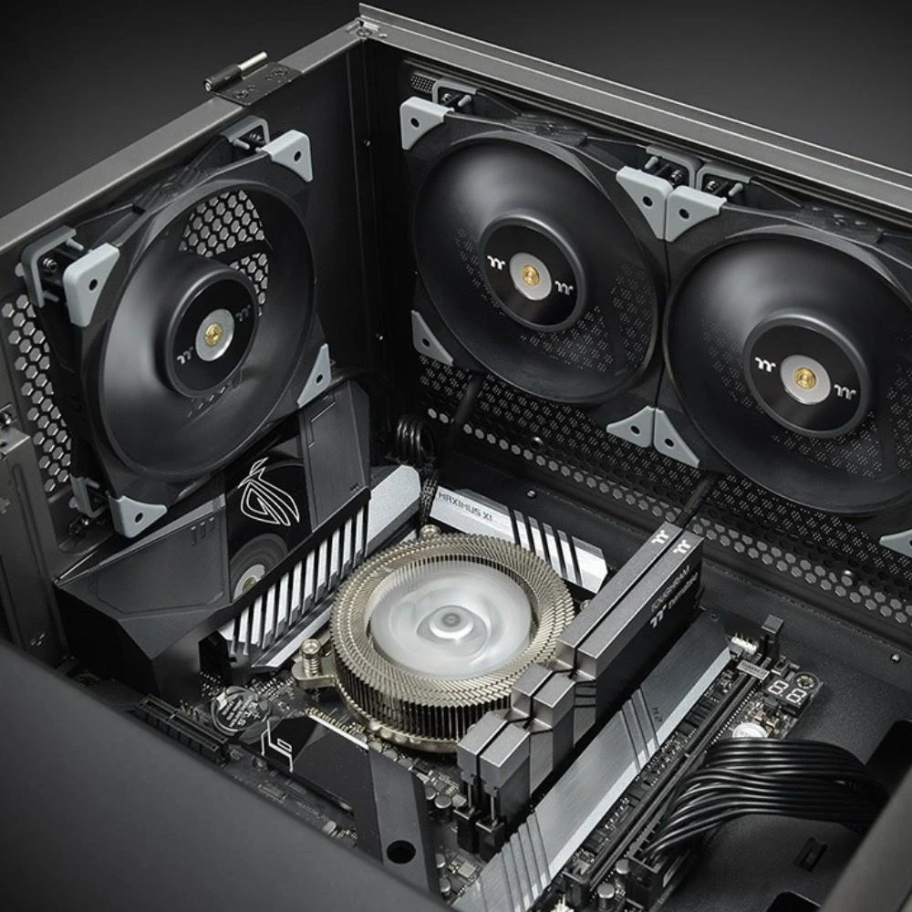 „Thermaltake ToughFan 14“ ventiliatorius (CL-F118-PL14BL-A)