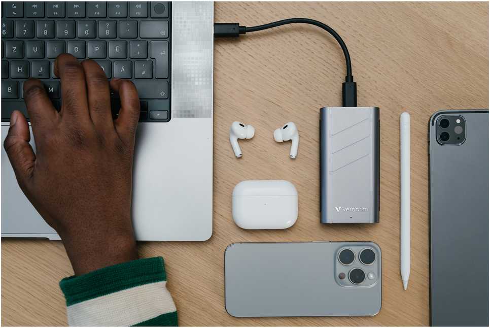 Kietasis diskas Išorinis diskas Verbatim TurboMetal SSD 2TB USB4 USB-C pilkos spalvos 32022