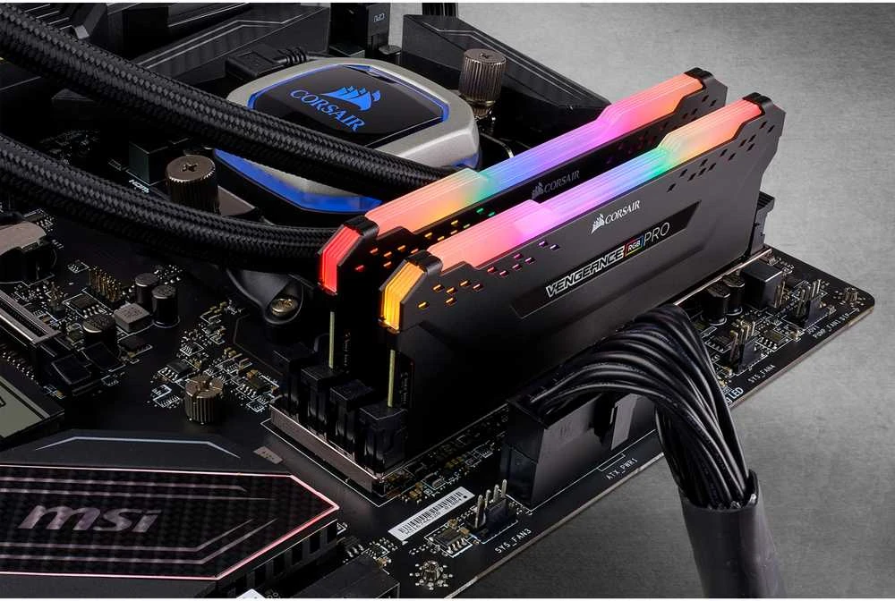 RAM 32 GB PC 2666 CL16 CORSAIR rinkinys (2 x 16 GB) Vengeance RGB B