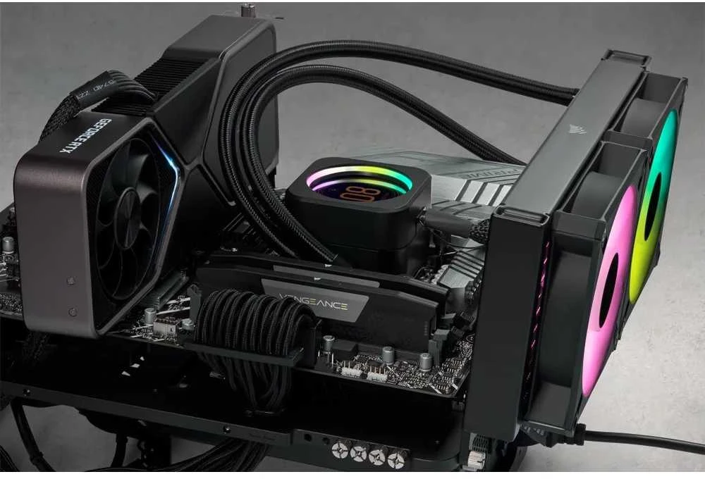 RAM CORSAIR VENGEANCE 32GB 2x16GB DDR5 6000MT/s DIMM Unbuffered 36-44-44-96 Std PMIC AMD EXPO Pilkas Heatspreader Juodas PCB 1.4V (Ekspozicinė prekė)