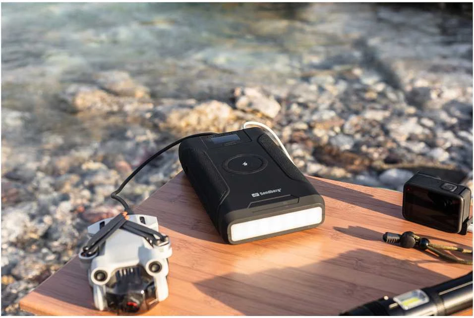 Sandberg Survivor Powerbank 7in1 76800