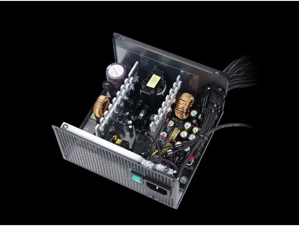 „Deepcool 80 PLUS Standard“ maitinimo blokas | PF700X | 700 W