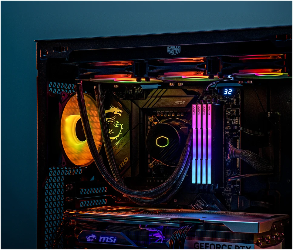 RAM Atmintis Klevv Cras V RGB, DDR5, 64 GB, 6000MHz, CL30 (KD5BGUA80-60A300G)