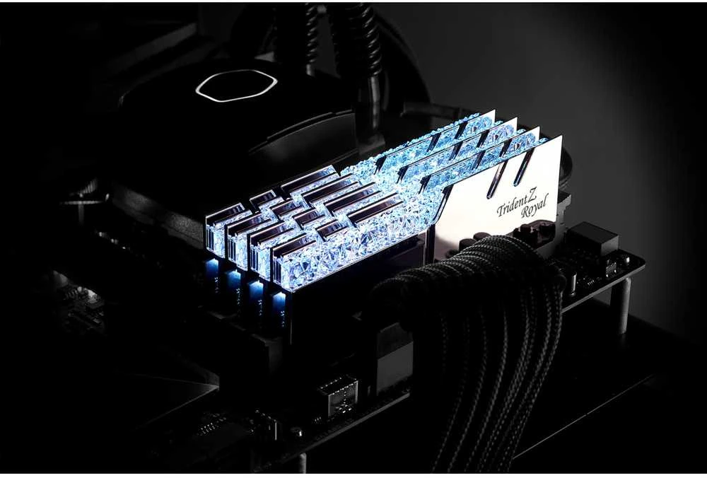 RAM Atmintis G.Skill Trident Z Royal, DDR4, 64 GB, 3200MHz, CL16 (F4-3200C16Q-64GTRS)