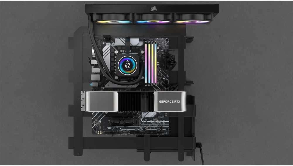 Stacionarių kompiuterių atmintis CORSAIR RAM DOMINATOR TITANIUM CMP64GX5M2B6400C32W RGB 64GB (2 x 32GB), Baltos spalvos