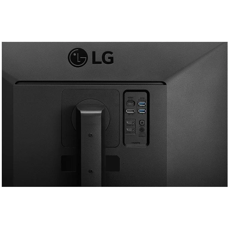 Monitorius LG 27UK670P-B – 27 colių | IPS | 4K UHD | 99 % sRGB | AMD FreeSync | USB-C | USB šakotuvas