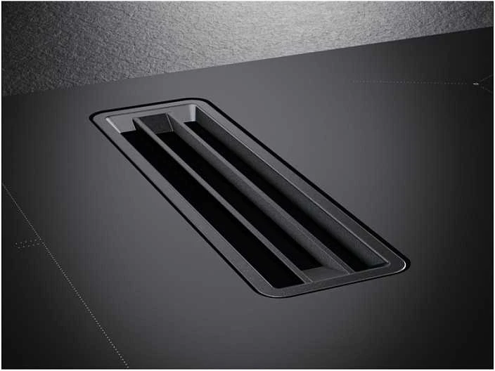 Indukcinė kaitlentė su integruotu gartraukiu AEG CCE84543CB, 80 cm