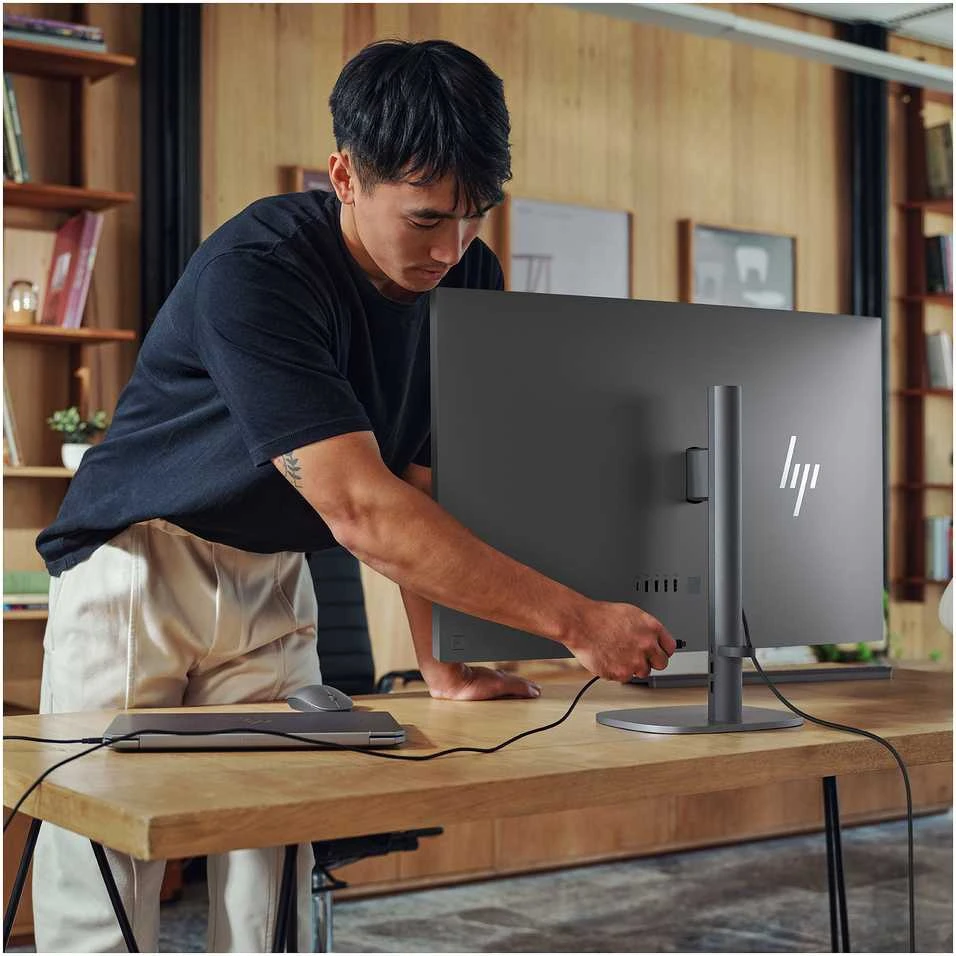 Monitorius HP OmniStudio X 32" UHD IPS daugiafunkcis kompiuteris su Core Ultra 7 256V 16GB / 1TB SSD Win11 32-c1073ng